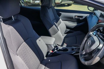 https://vehicle-cdn.autoleague.cloud/16973_41012507_18.jpg