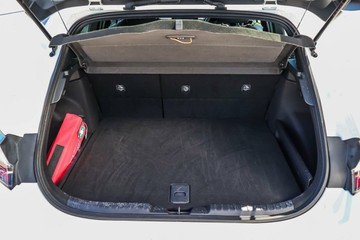 https://vehicle-cdn.autoleague.cloud/16973_41012507_21.jpg