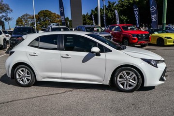 https://vehicle-cdn.autoleague.cloud/16973_41012507_3.jpg