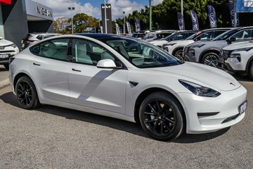 https://vehicle-cdn.autoleague.cloud/16973_41012523_3.jpg