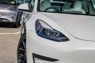 https://vehicle-cdn.autoleague.cloud/16973_41012523_7.jpg