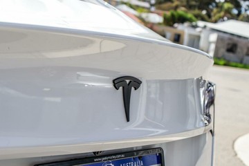 https://vehicle-cdn.autoleague.cloud/16973_41012523_8.jpg