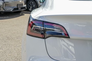 https://vehicle-cdn.autoleague.cloud/16973_41012523_9.jpg
