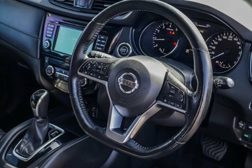 https://vehicle-cdn.autoleague.cloud/16973_41012530_17.jpg