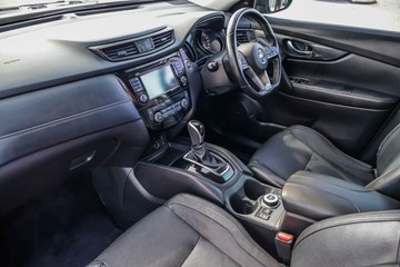 https://vehicle-cdn.autoleague.cloud/16973_41012530_22.jpg