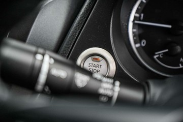 https://vehicle-cdn.autoleague.cloud/16973_41012535_14.jpg
