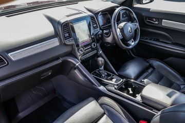 https://vehicle-cdn.autoleague.cloud/16973_41012551_23.jpg