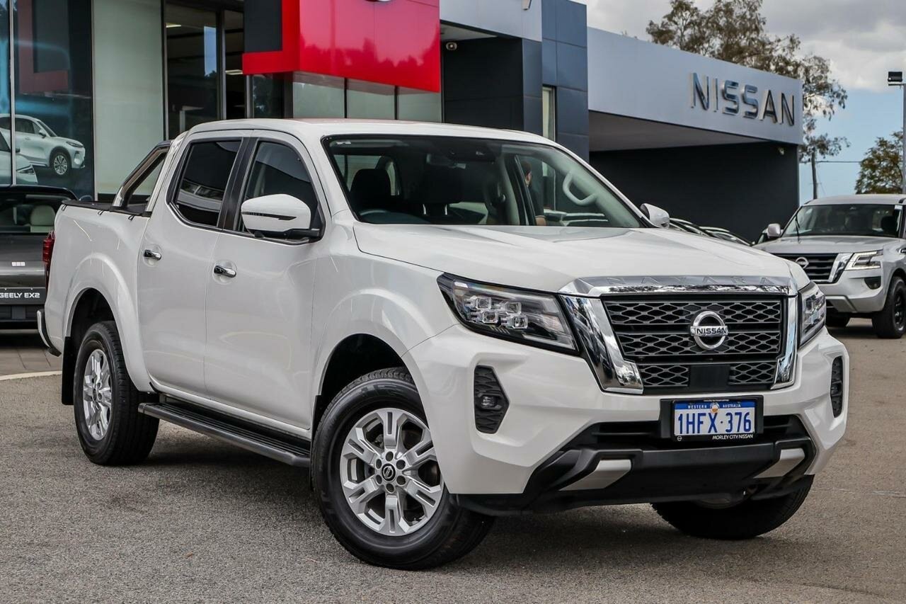 Nissan Navara image 1
