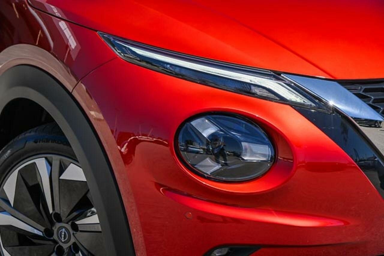 Nissan Juke image 3