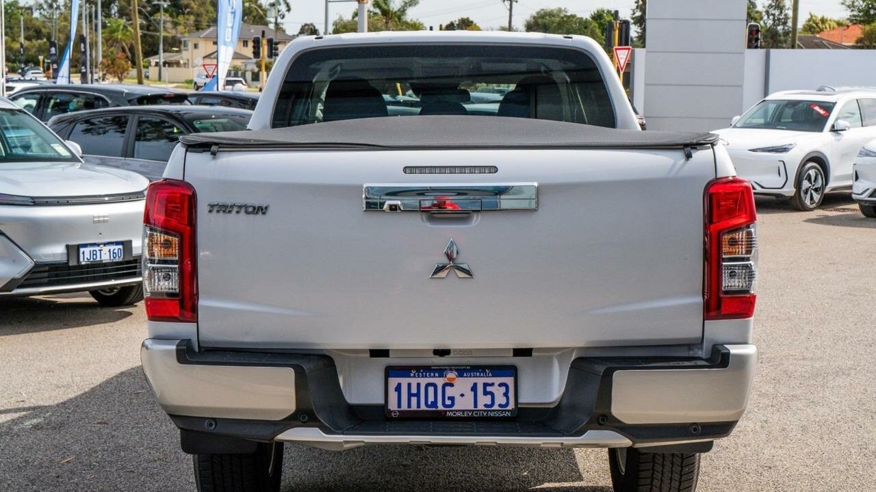 Mitsubishi Triton image 4