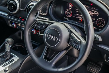 https://vehicle-cdn.autoleague.cloud/16973_41012725_16.jpg