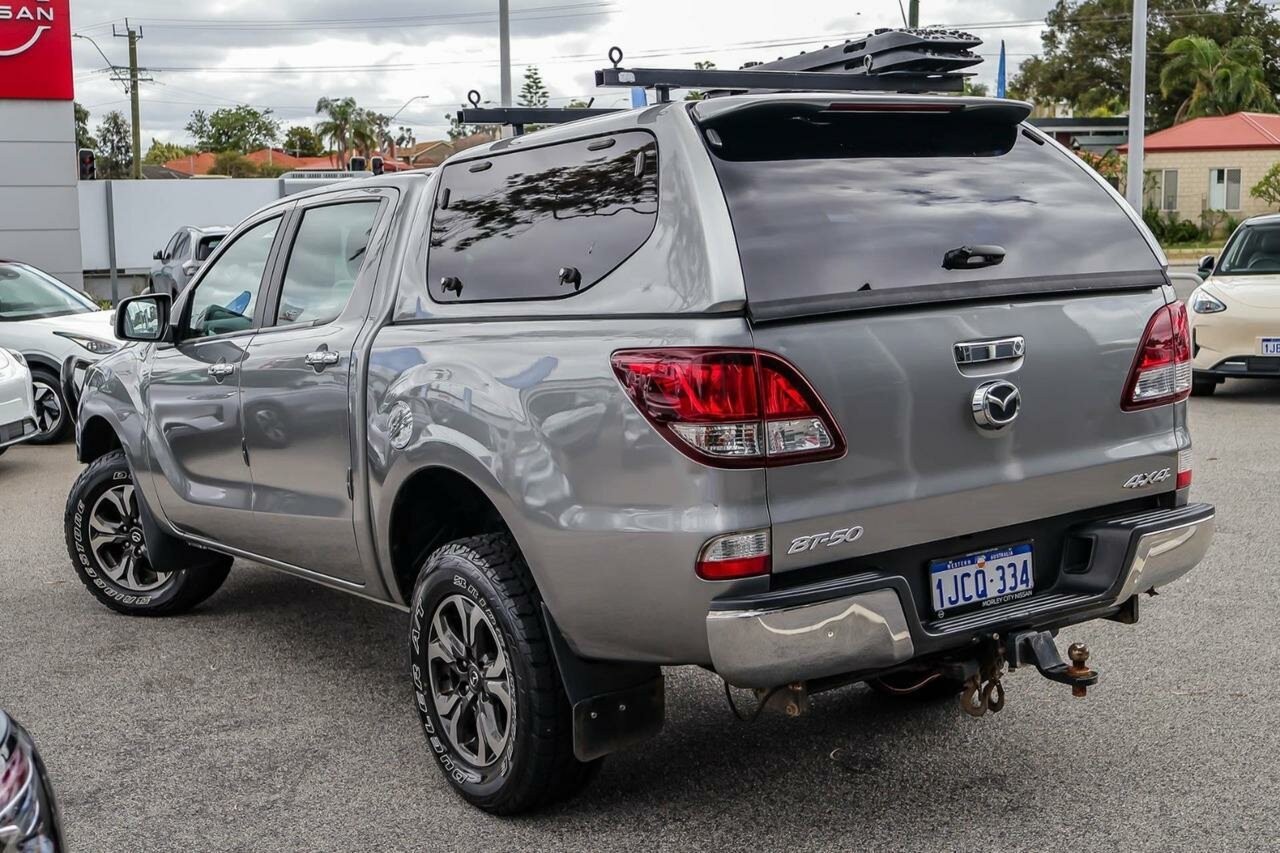Mazda Bt-50 image 2