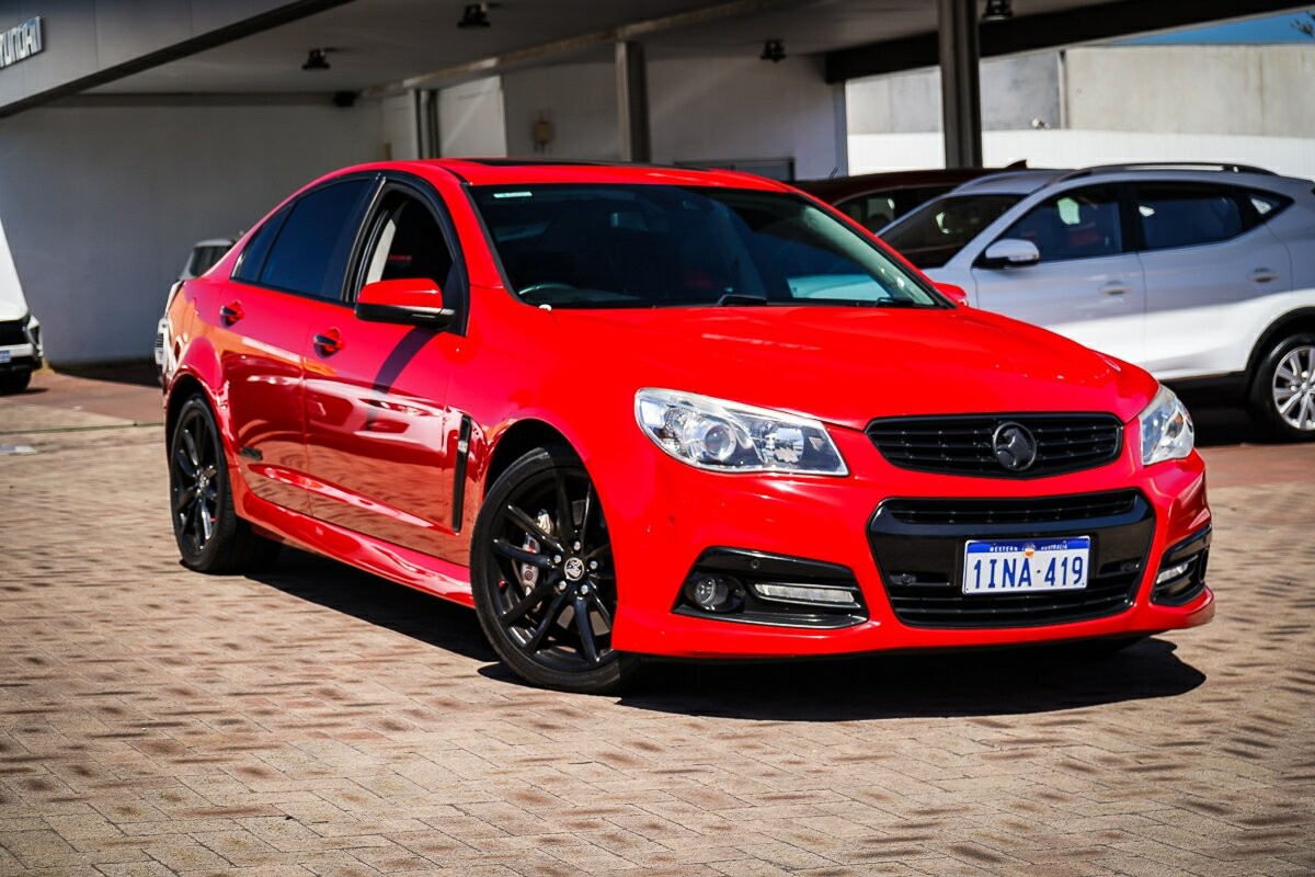 Holden Commodore image 1