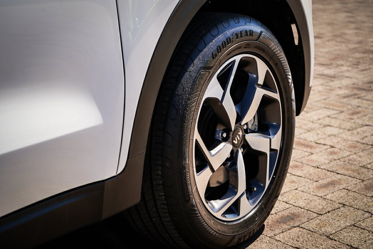 Kia Sportage image 3