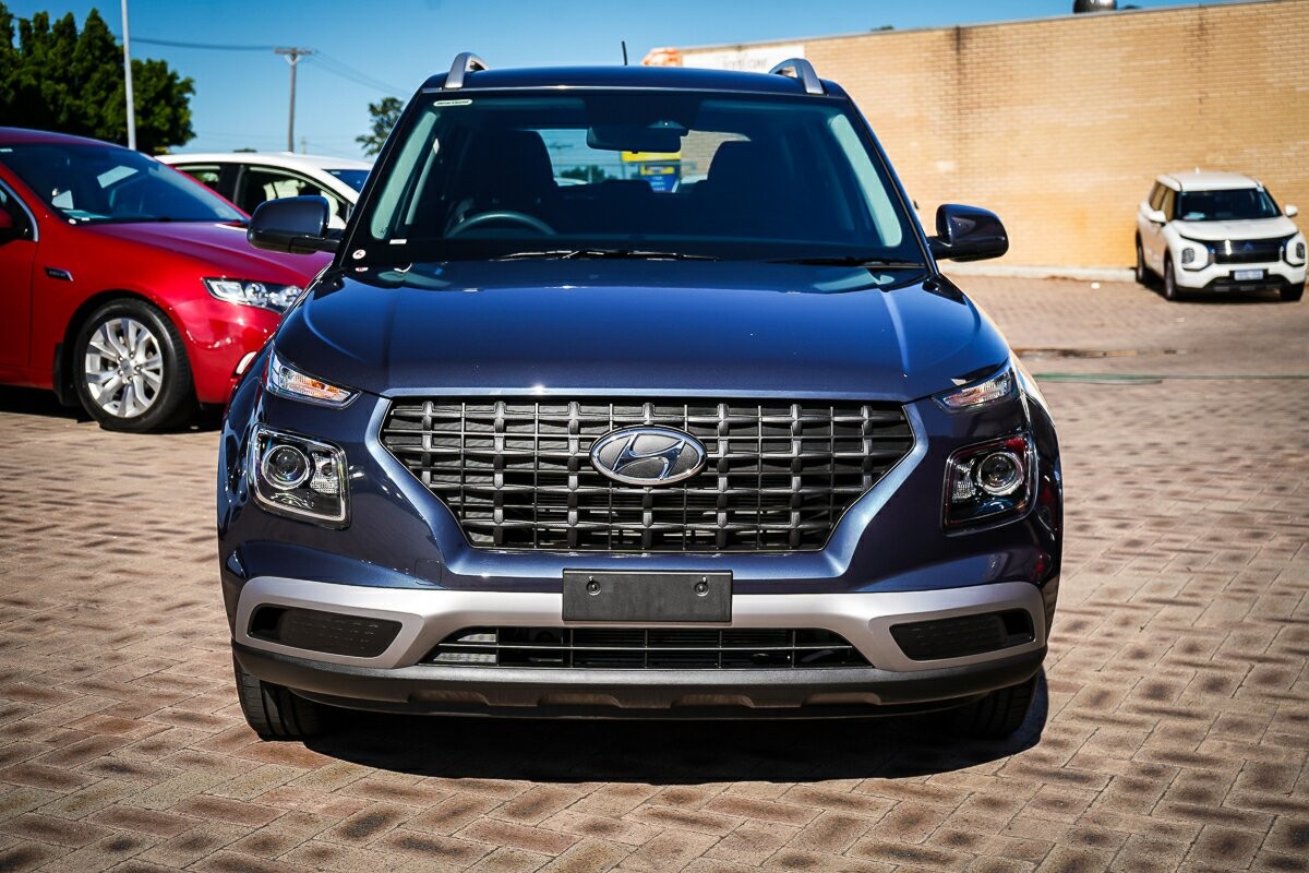 Hyundai Venue image 4
