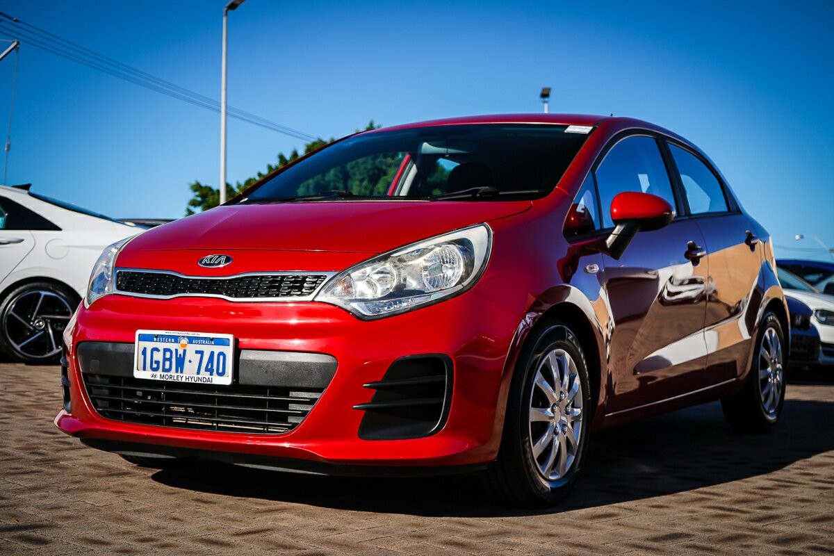 Kia Rio image 3