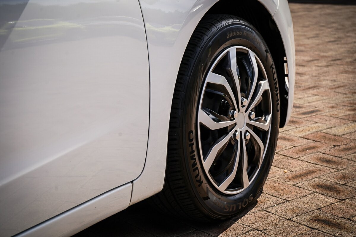 Kia Cerato image 2