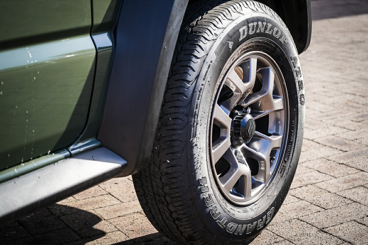 Suzuki Jimny image 3