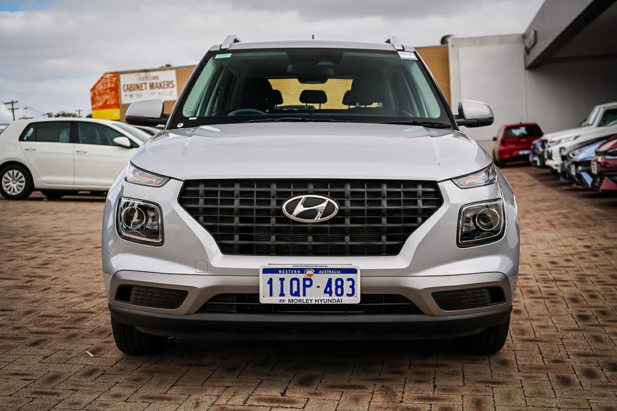Hyundai Venue image 4