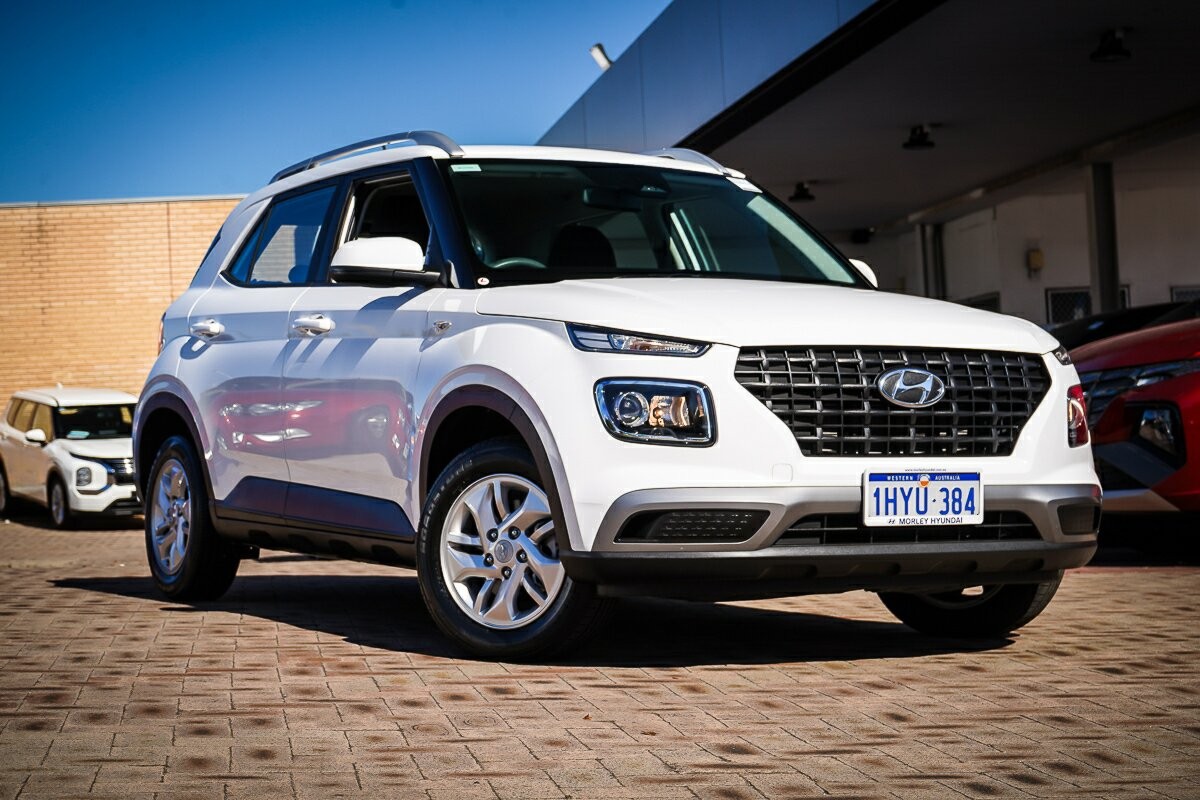 Hyundai Venue image 1
