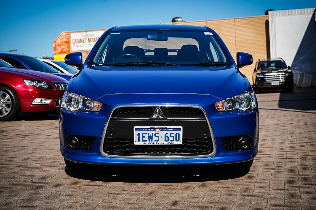 Mitsubishi Lancer image 3