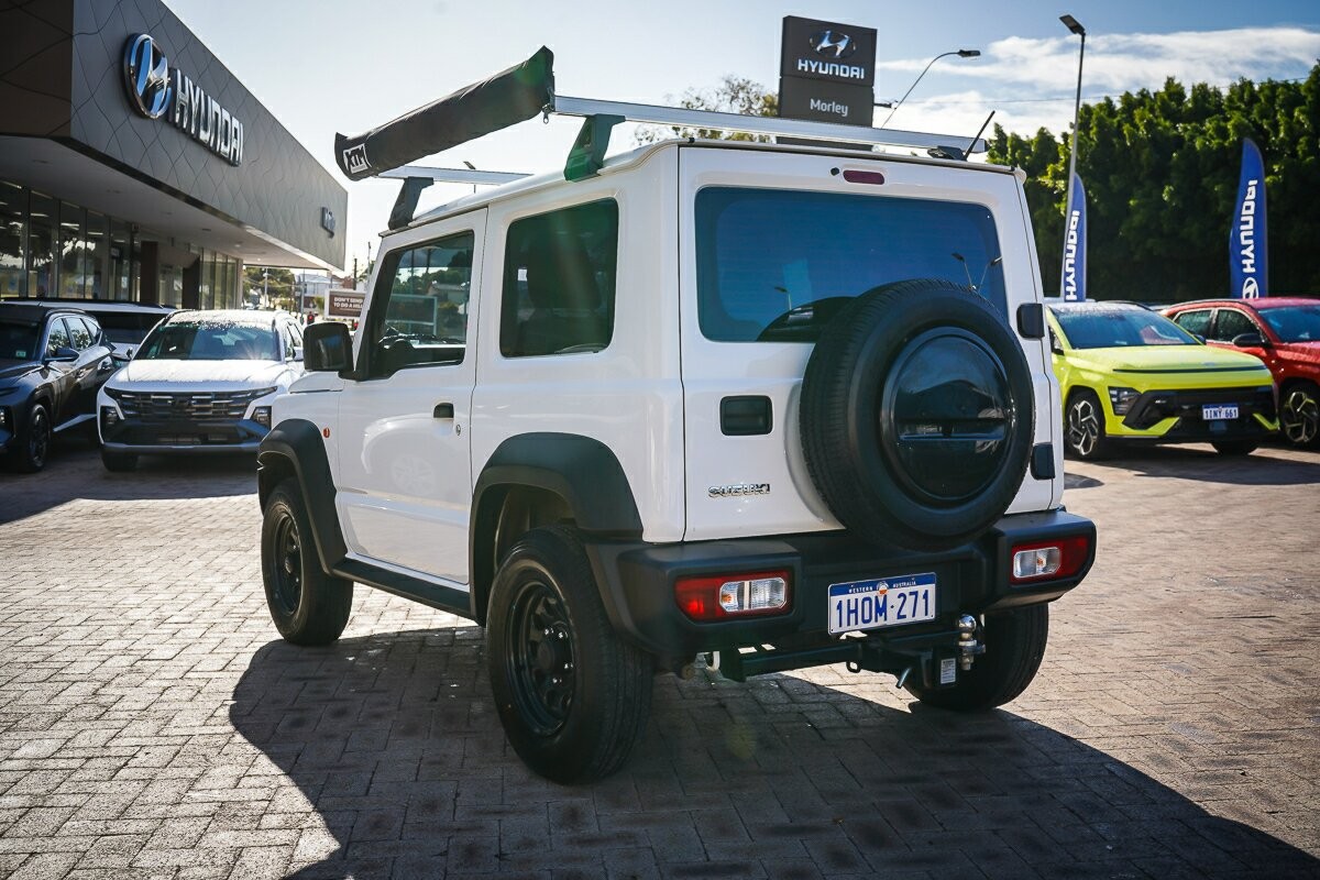 Suzuki Jimny image 4