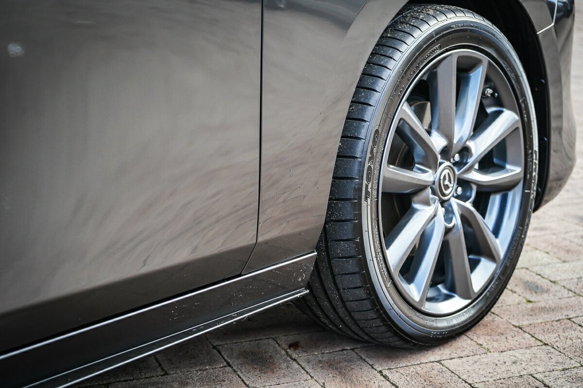 Mazda 3 image 3