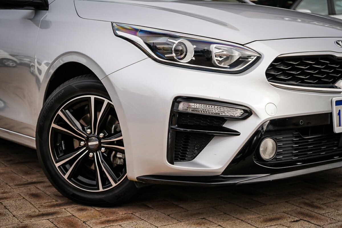 Kia Cerato image 2