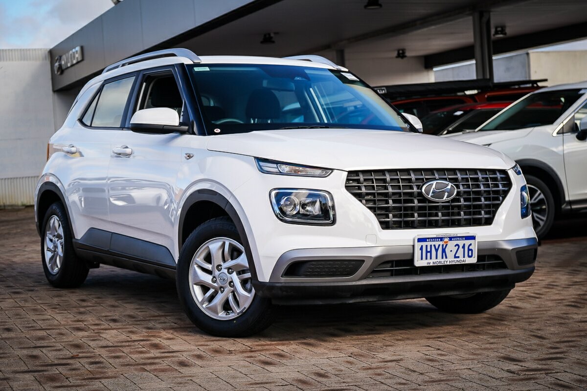 Hyundai Venue image 1