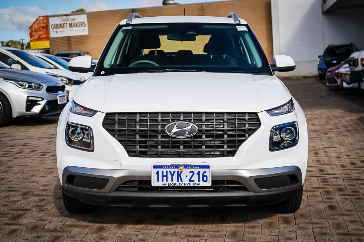 Hyundai Venue image 4