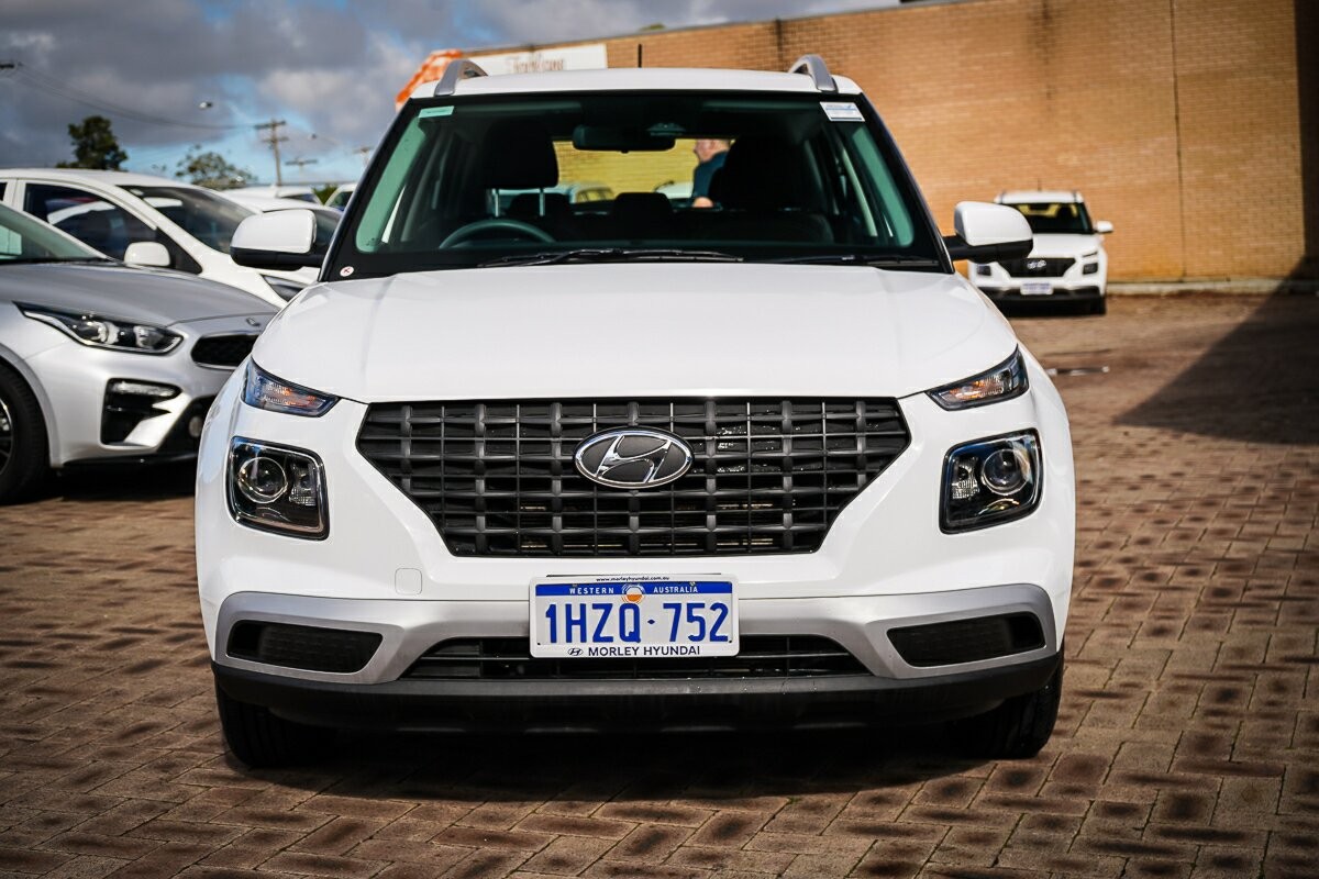 Hyundai Venue image 4