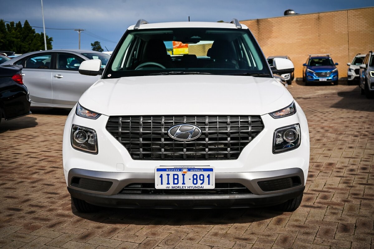 Hyundai Venue image 4
