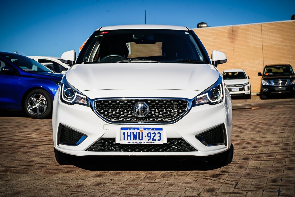 MG Mg3 image 4