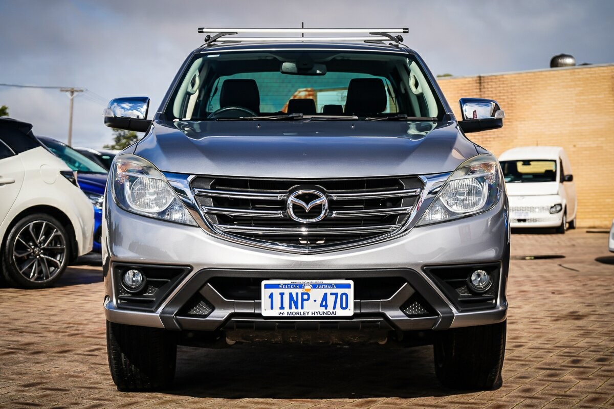 Mazda Bt-50 image 2