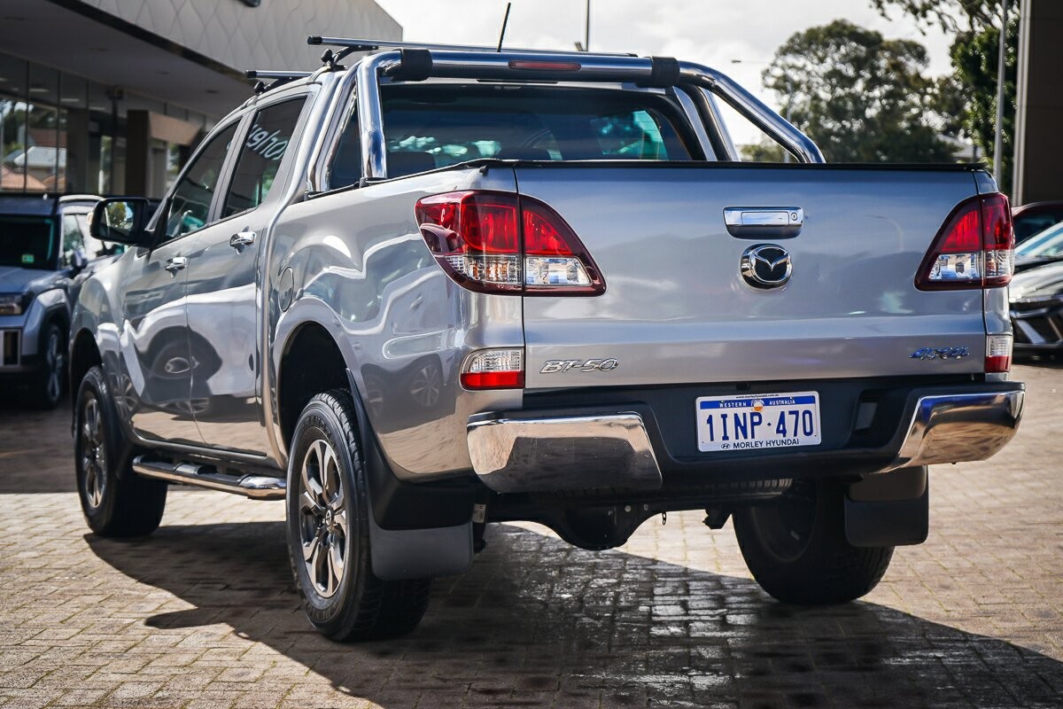 Mazda Bt-50 image 4