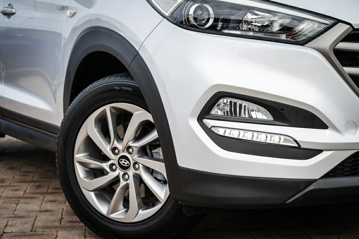 Hyundai Tucson image 2