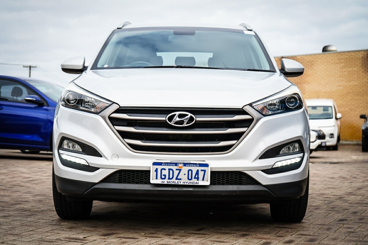 Hyundai Tucson image 3