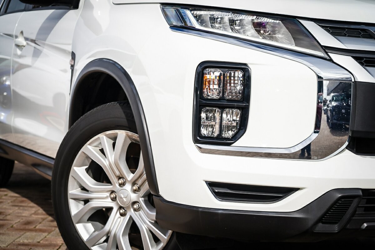 Mitsubishi Asx image 2