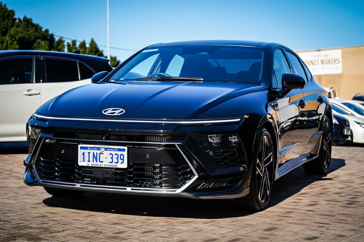 Hyundai Sonata image 3