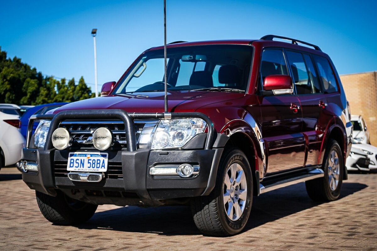 Mitsubishi Pajero image 4