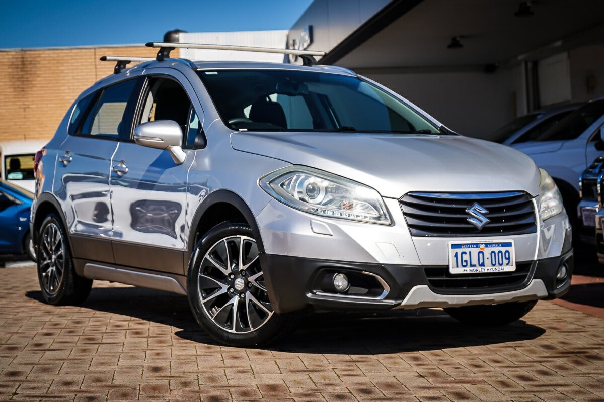 Suzuki S-cross image 1