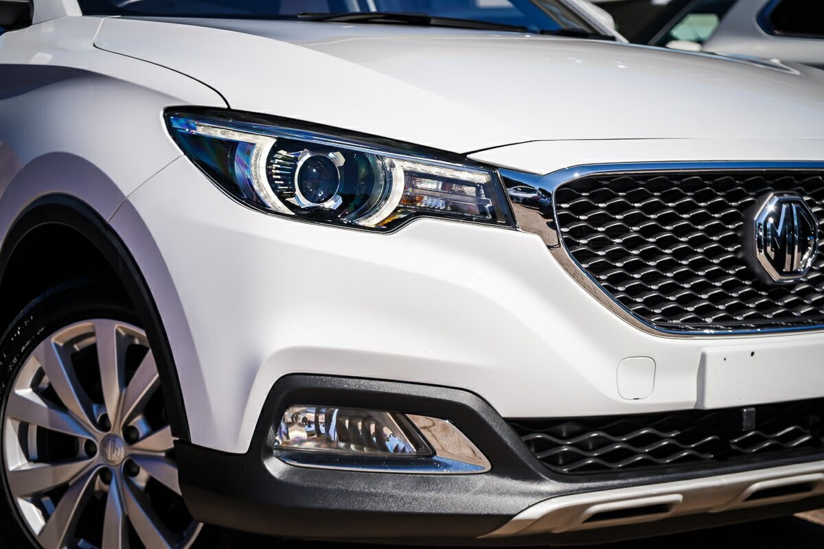 MG Zs image 2
