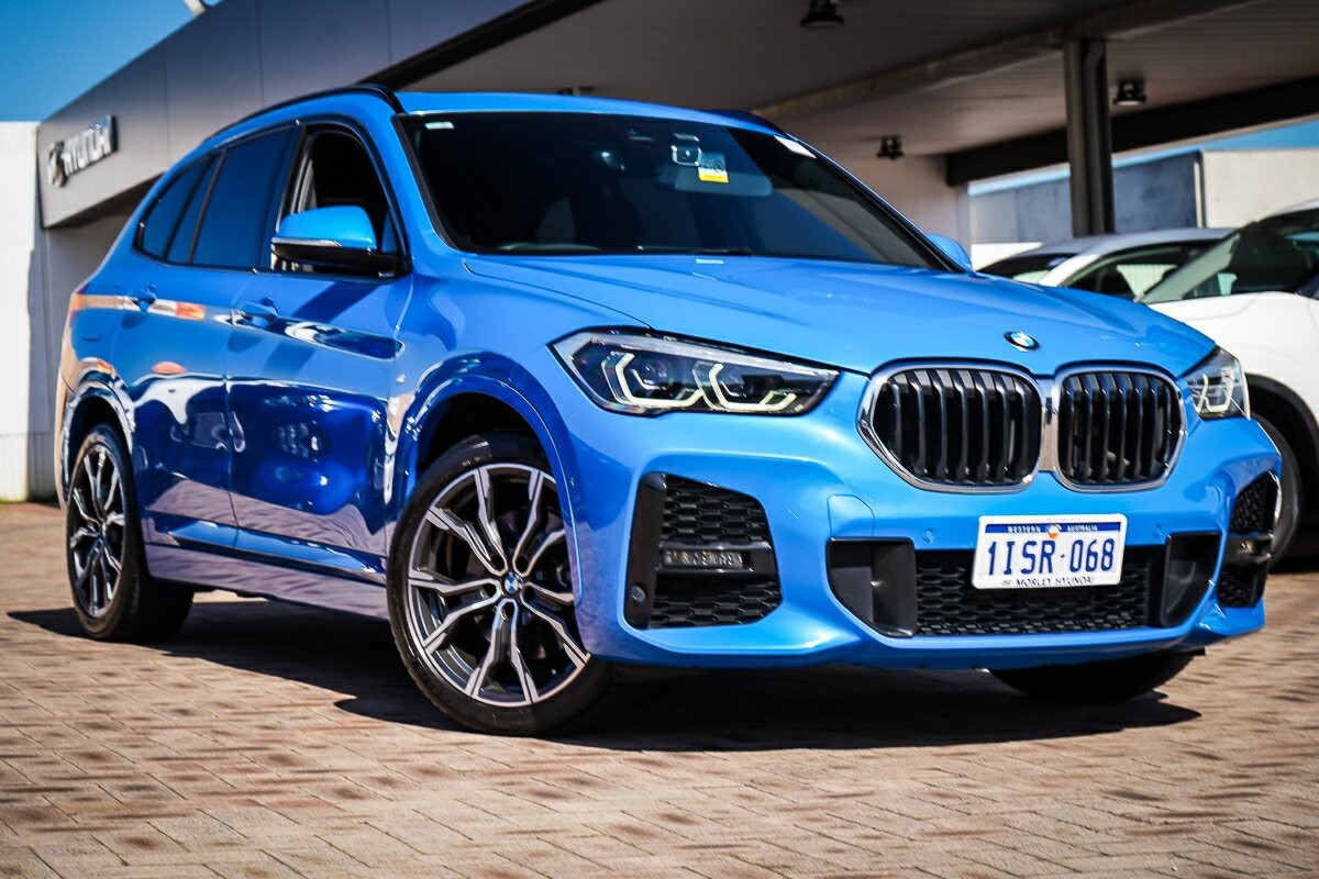 BMW X1 image 1