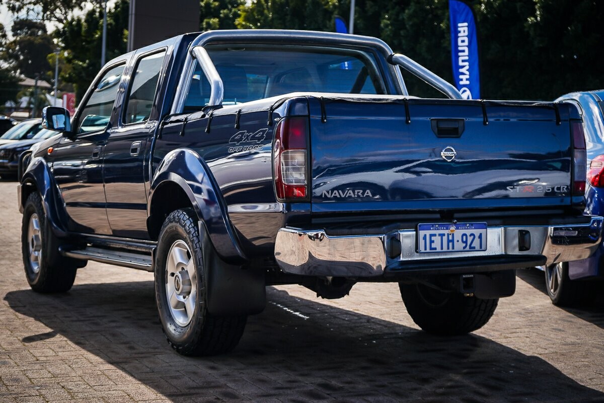 Nissan Navara image 4