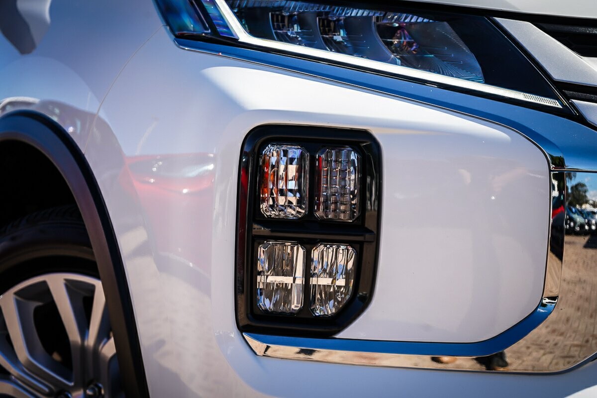 Mitsubishi Asx image 2