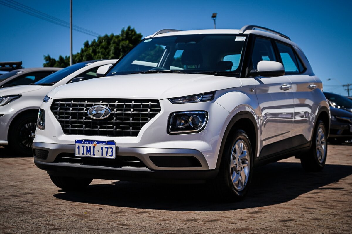 Hyundai Venue image 4