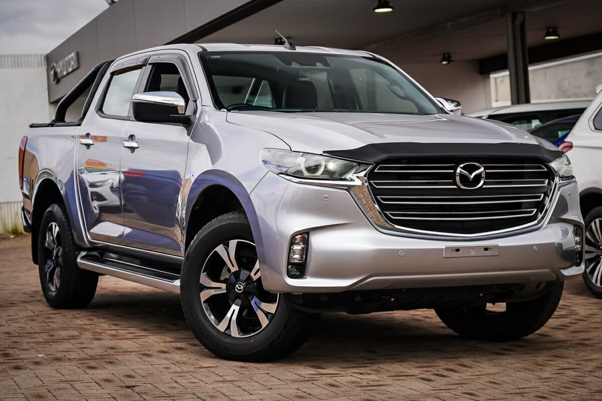 Mazda Bt-50 image 1