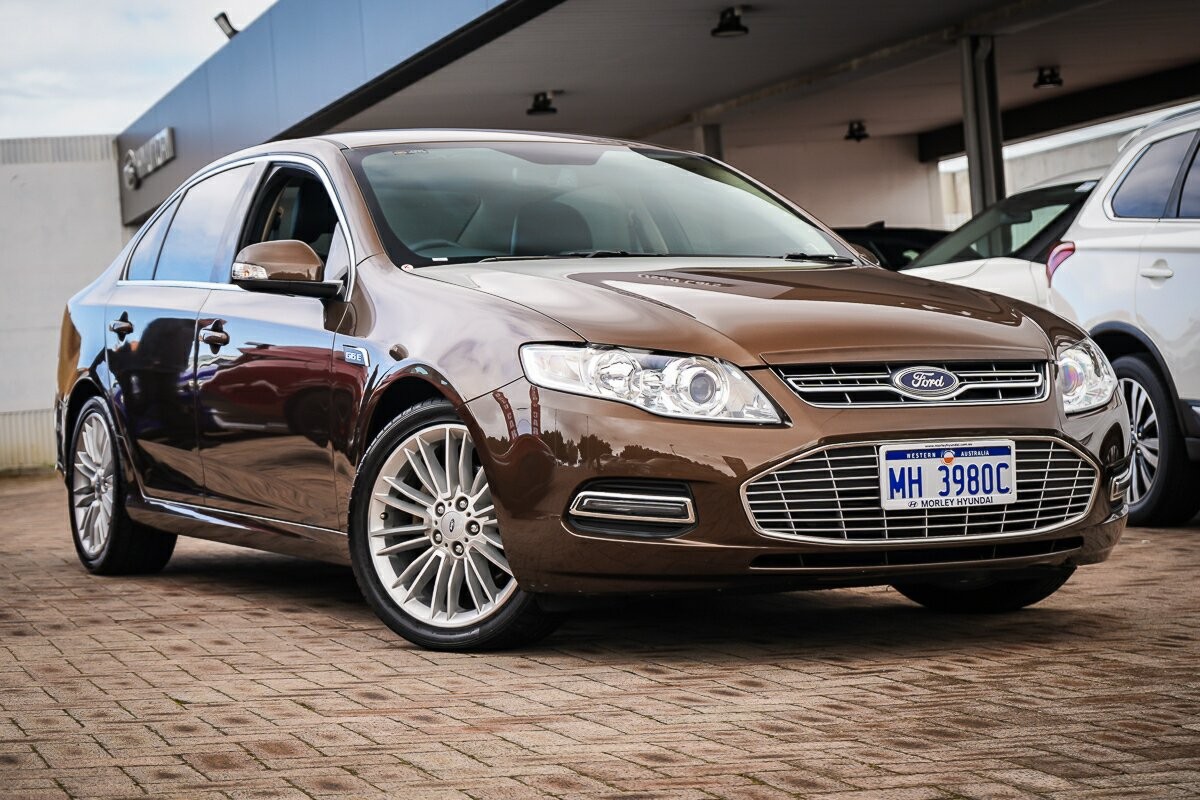Ford Falcon image 1