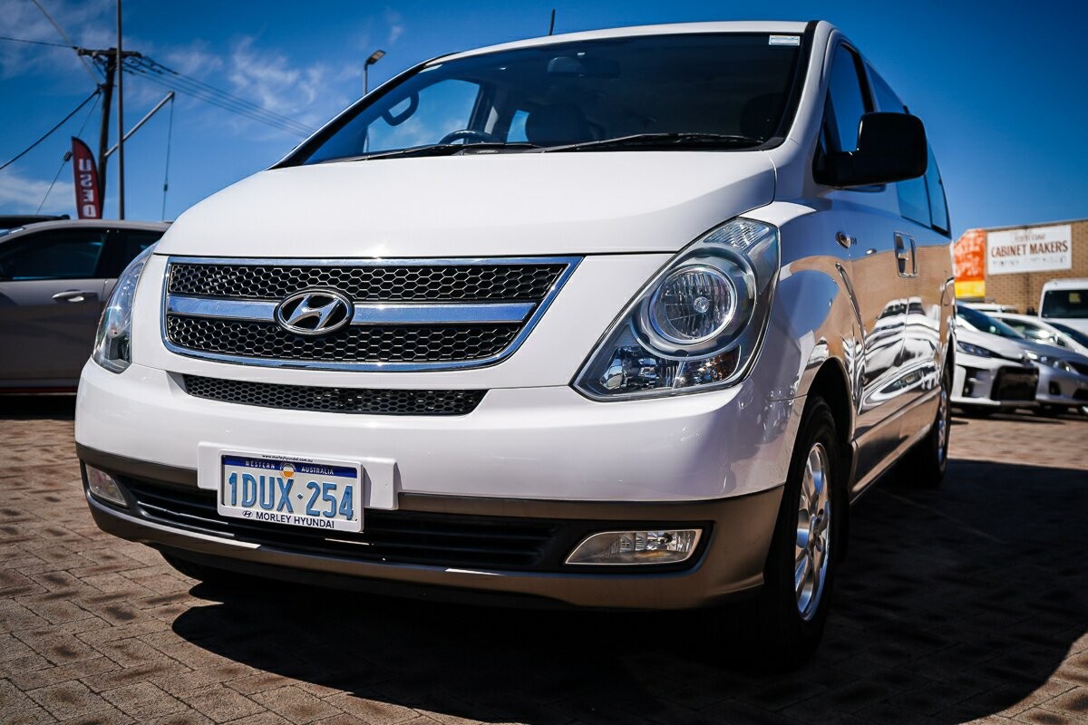 Hyundai Imax image 4