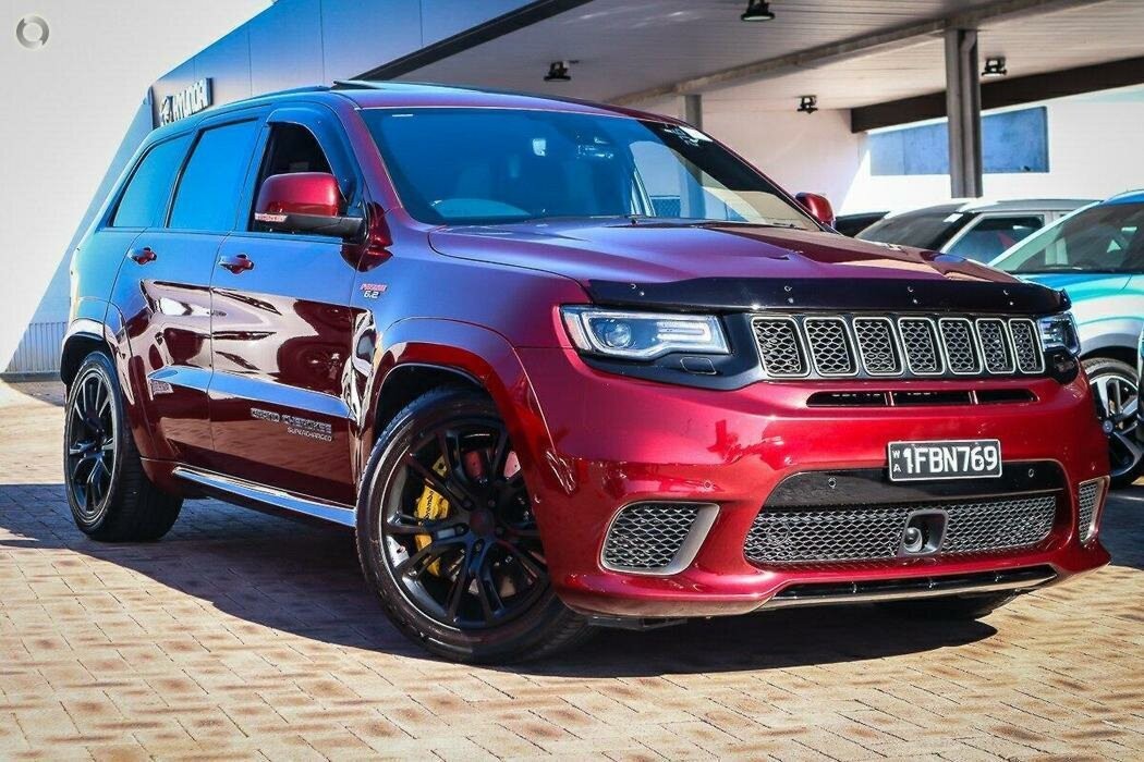 Jeep Grand Cherokee image 1
